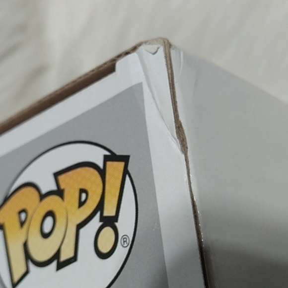 SALE! New POP! Chip And Dale Vinyl Figures 2 Pack - Picture 13 of 14